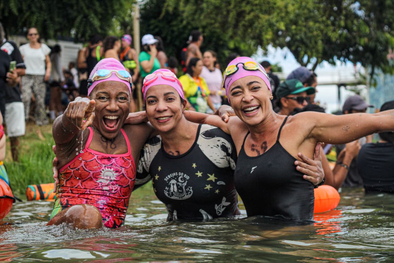 Sereias do Rio: natação feminina cresce e lota o São Francisco